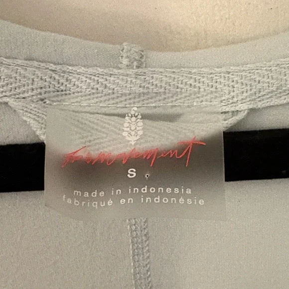 Free People Movement Onesie ~ Artic Snow ~ Size Small - Picture 2 of 13